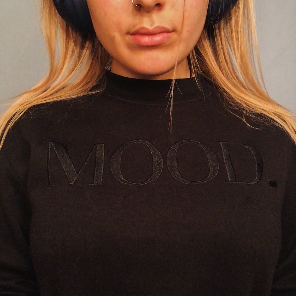 Forever 21 Black “MOOD” Sweatshirt Size M